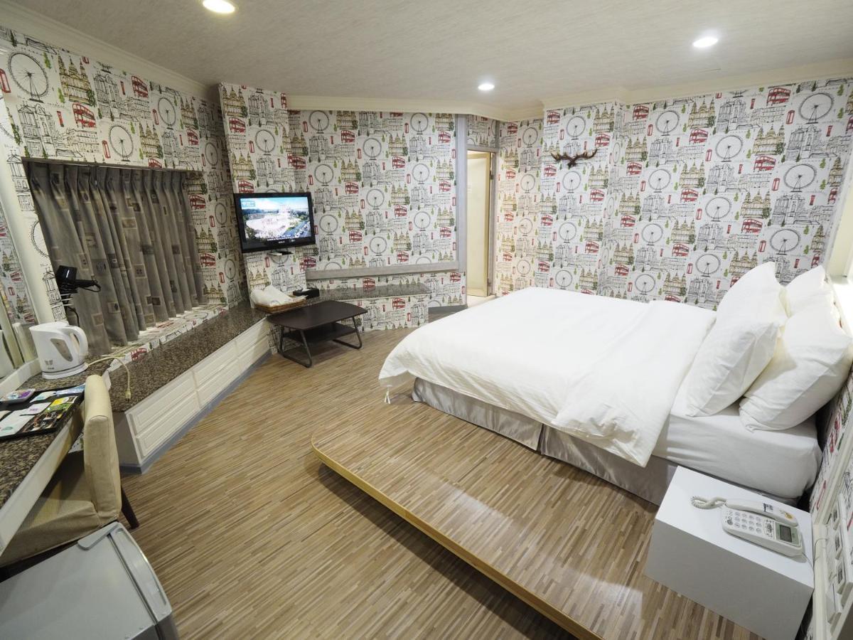 合悅都會商旅 Heyue Hotel Kota Hsinchu Bagian luar foto